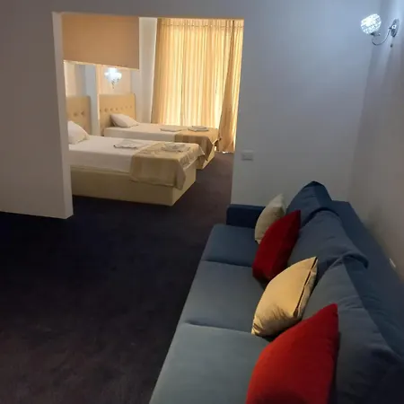Scandinavia 4*