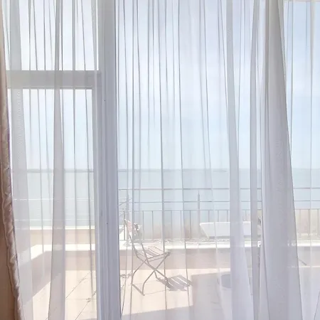 Scandinavia 4*