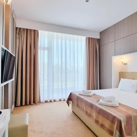 Scandinavia Hotel 4*
